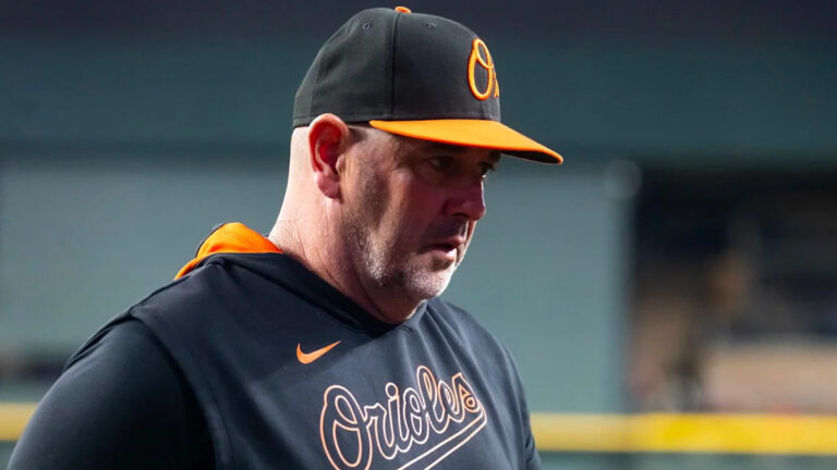 Should Brandon Hyde Be Top Candidate For Seattle Mariners Managerial Search? - Yahoo Sports