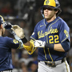 How to watch Brewers vs Padres: Game 3, MLB Playoffs, live stream, TV channel - Yahoo Sports