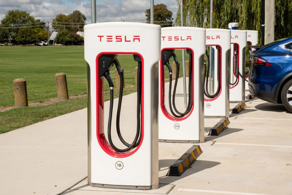 Chevy Bolt owner shocked by Tesla Supercharger prices after charging for just 6 minutes - Yahoo Autos