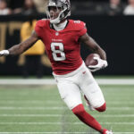 WATCH: Pitts finally gets first TD of season on SNF vs Ravens - Yahoo Sports