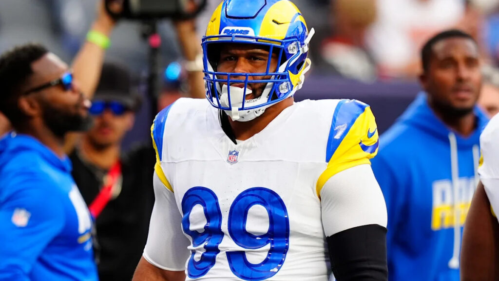 Is Aaron Donald playing tonight? Latest injury update on Rams star - Yahoo Sports