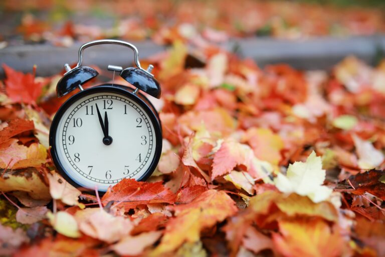When do the clocks go back in 2026? Here’s when Daylight Saving Time officially ends - Time Out Worldwide