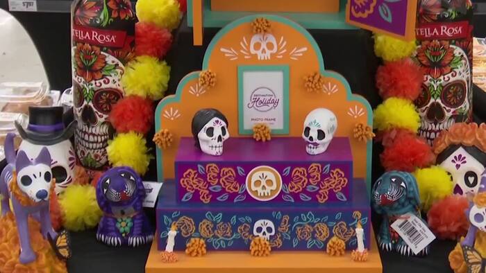 WAIT… H-E-B HAS ALL THIS FOR DÍA DE LOS MUERTOS?! - KSAT