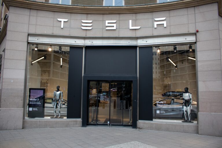 Tesla Stock: The Vision And The Timeline (NASDAQ:TSLA) - Seeking Alpha