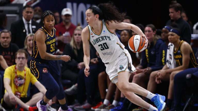 'Wanna Beat Sue (Bird)': WNBA Star Shares Clear Career Goal - Yardbarker
