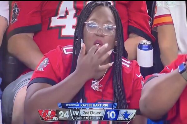 ‘Wonder If They’d Do Jaxson Dart’s Parents Like This’: Jalon Daniels’ Mom Was Just Enjoying Her Nachos When Social Media Chaos Ensued - The Shadow League