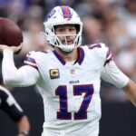 LOOK: Josh Allen channels Brett Favre with unbelievable backhanded touchdown pass - CBS Sports