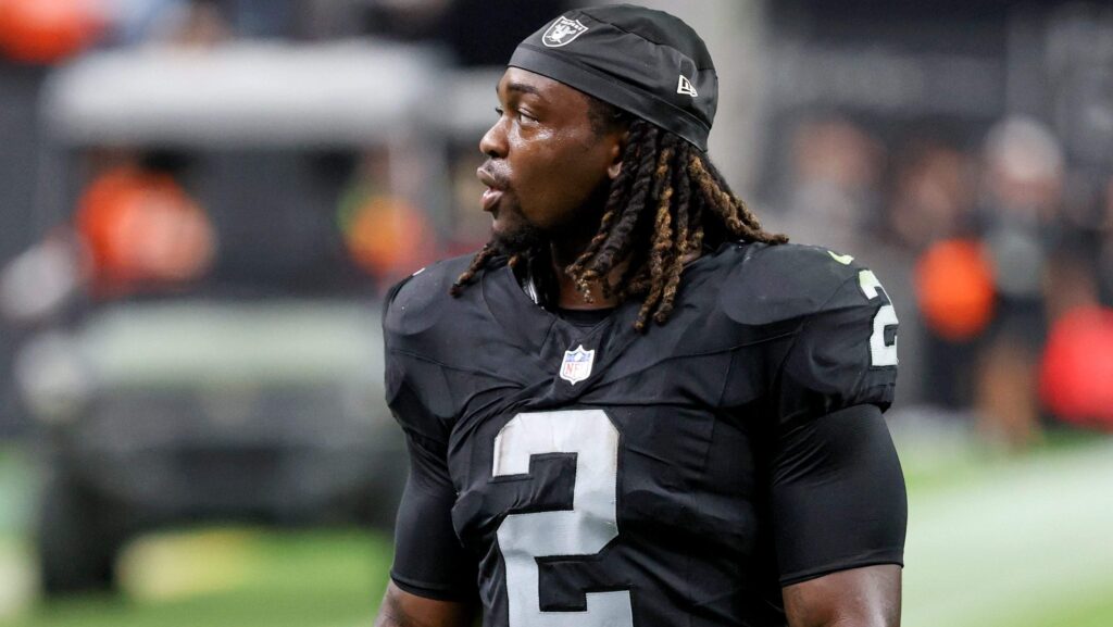 Patriots Get Final Injury Verdict on Raiders RB Ashton Jeanty - Heavy.com