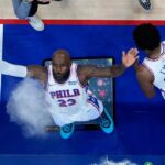 Sixers fans react to LeBron James' home preseason debut: "It doesn't feel real" - CBS News