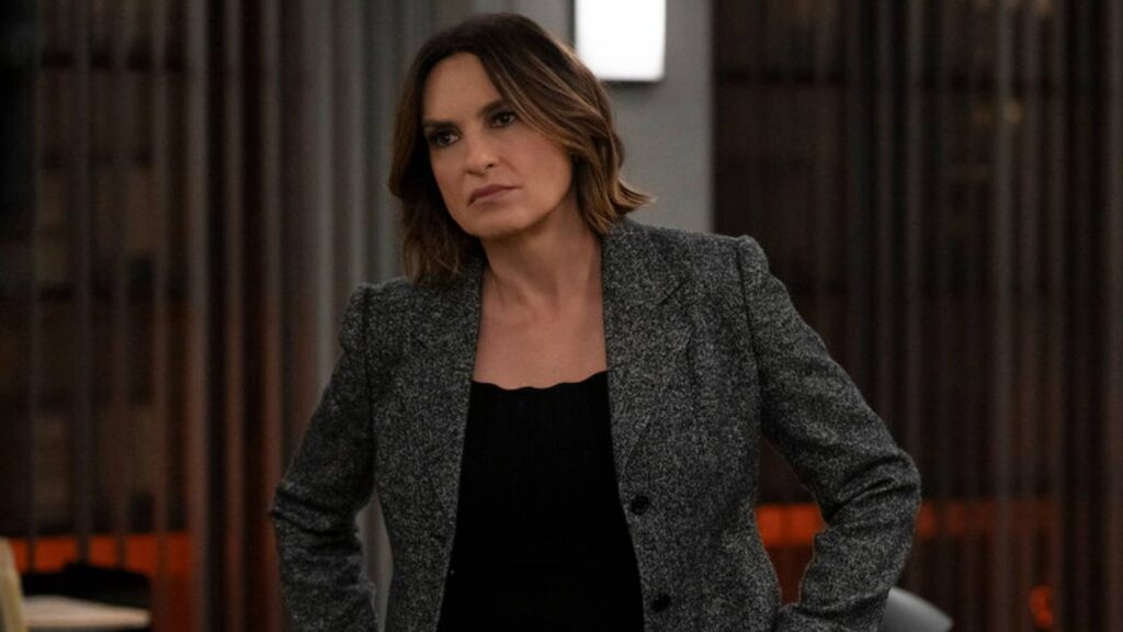Law & Order: SVU Fan-Favorite Star Officially Returns After 8 Years - Comic Book Resources