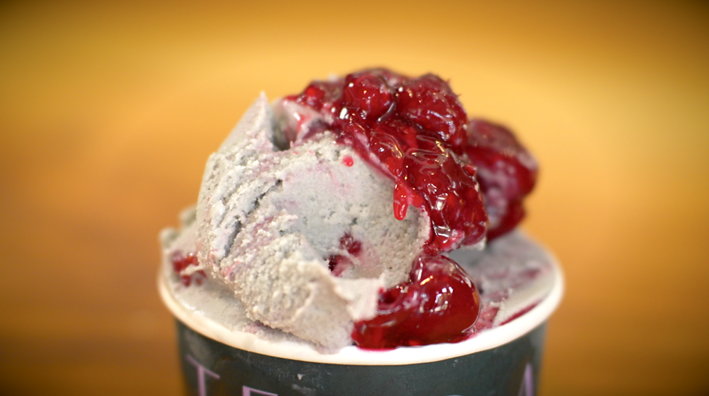 The Italian gelato maker using AI to invent new flavours - BBC