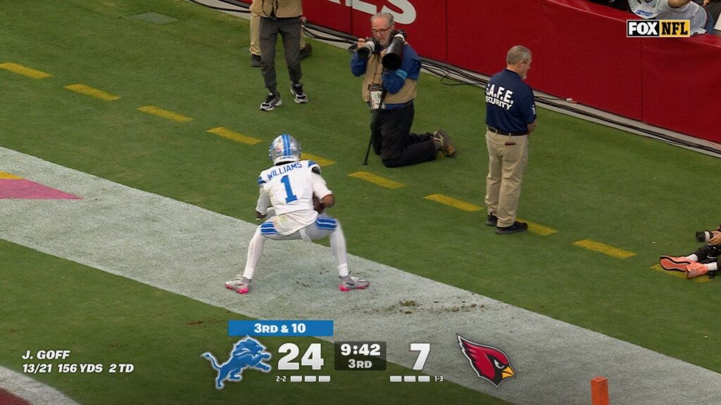 Lions' Jared Goff connects with Jameson Williams for 39-Yard TD, extending lead over Cardinals | NFL Highlights - FOX Sports