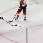 PIT@PHI: Robertson scores goal against Dan Vladar - NHL.com