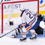 McDavid has 2 goals and 3 assists in the Oilers' 6-2 romp over the Mammoth - CT Insider