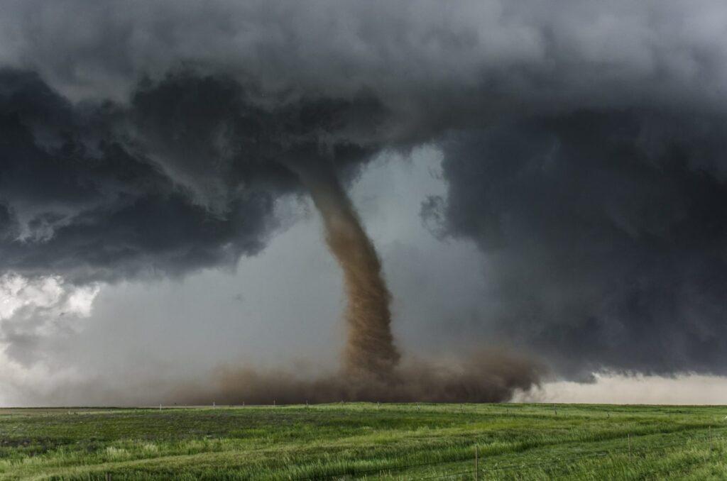 Rare Arizona tornado warnings trigger scarce flagstaff alerts - Rolling Out