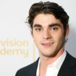 Breaking Bad star RJ Mitte dies aged 34 - Radio Royal