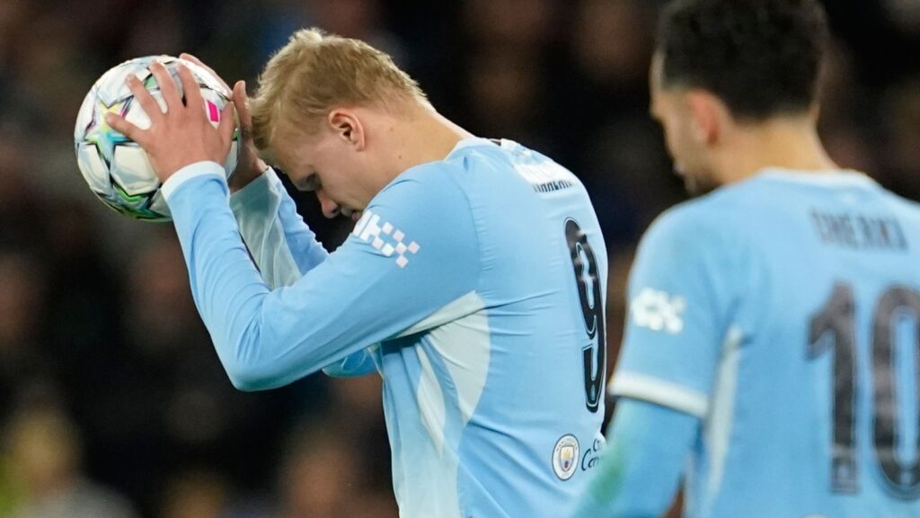 Man City 2-4 PSG: Erling Haaland scores twice but Enzo Maresca's side suffer first defeat of season in front of Pep Guardiola - Sky Sports
