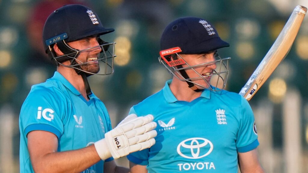 Sri Lanka vs England, ODI tri-series LIVE! Latest cricket score, updates, video and analysis as Harry Brook's side chase first win - Sky Sports