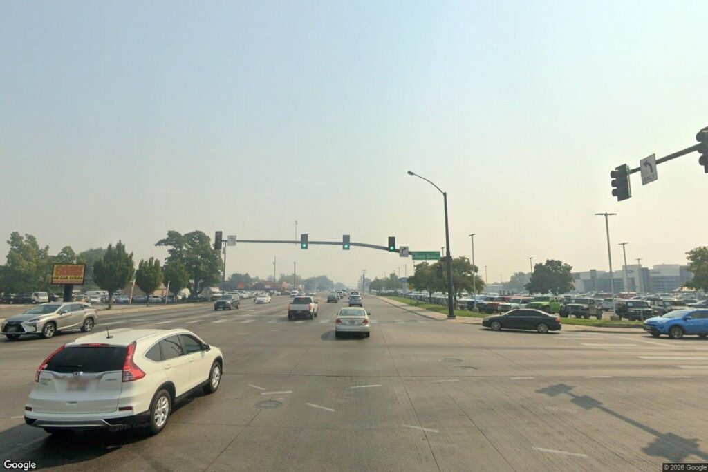 Boise Crash Knocks Out Power Pole on Fairview Avenue - Hoodline