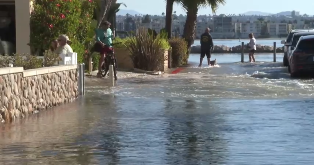 Major coastal flooding hits Mission Beach - 10News.com