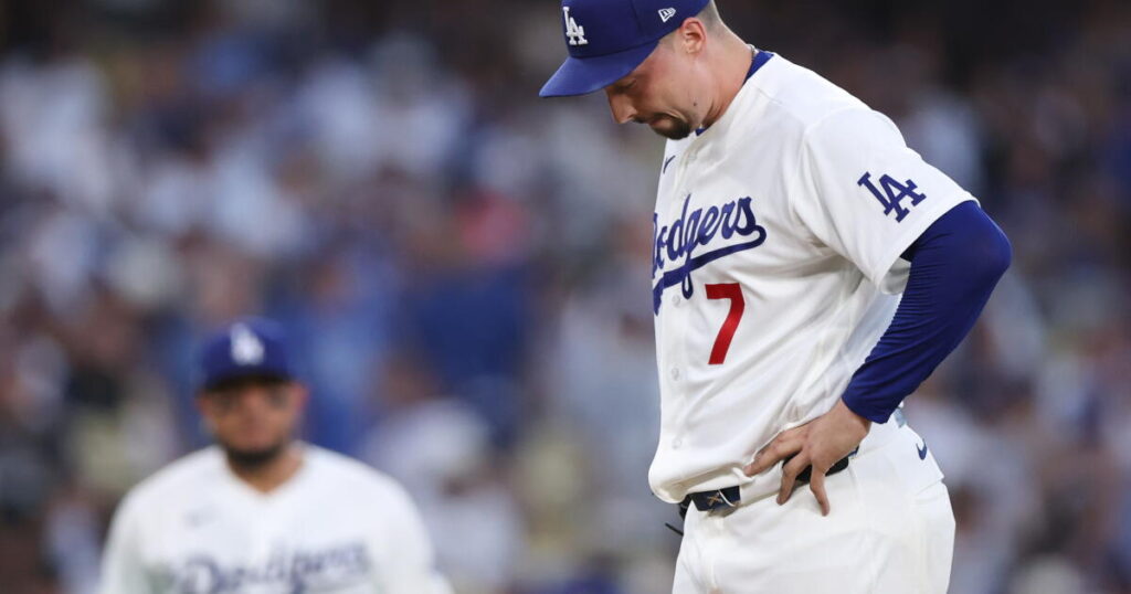 Dodgers waste chance to seize control of NLDS, fall to Braves in Game 2 - Los Angeles Times