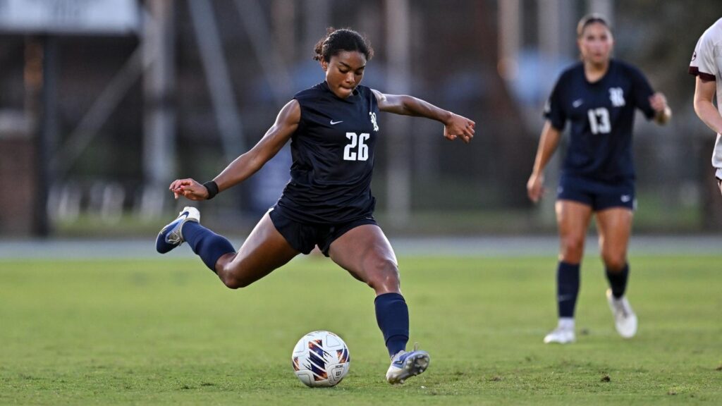 Owls Head to ECU Sunday - Rice University Athletics