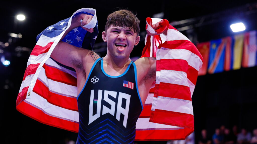 Bo Bassett, Kyle Snyder, Everest Leydecker win world titles on historic day for U.S. wrestling - NBC Sports