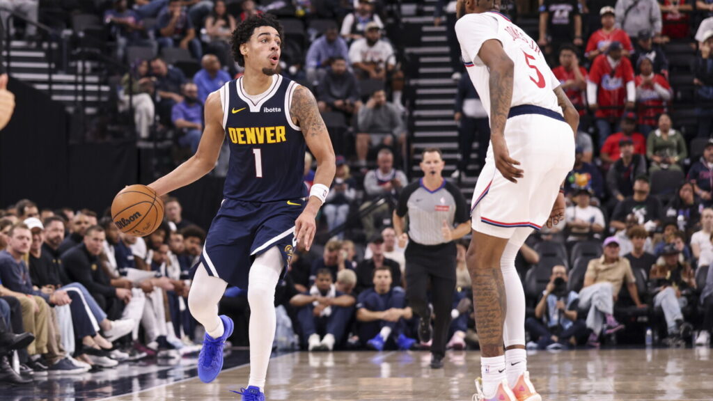 Nuggets’ Julian Stawther leaves game following nasty-looking knee injury - NBC Sports