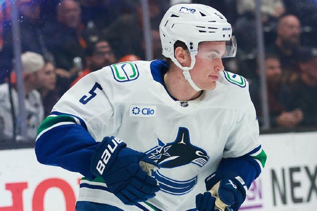 Canucks end 10-game winless skid with thrilling 6-5 OT win over Anaheim Ducks - Abbotsford News